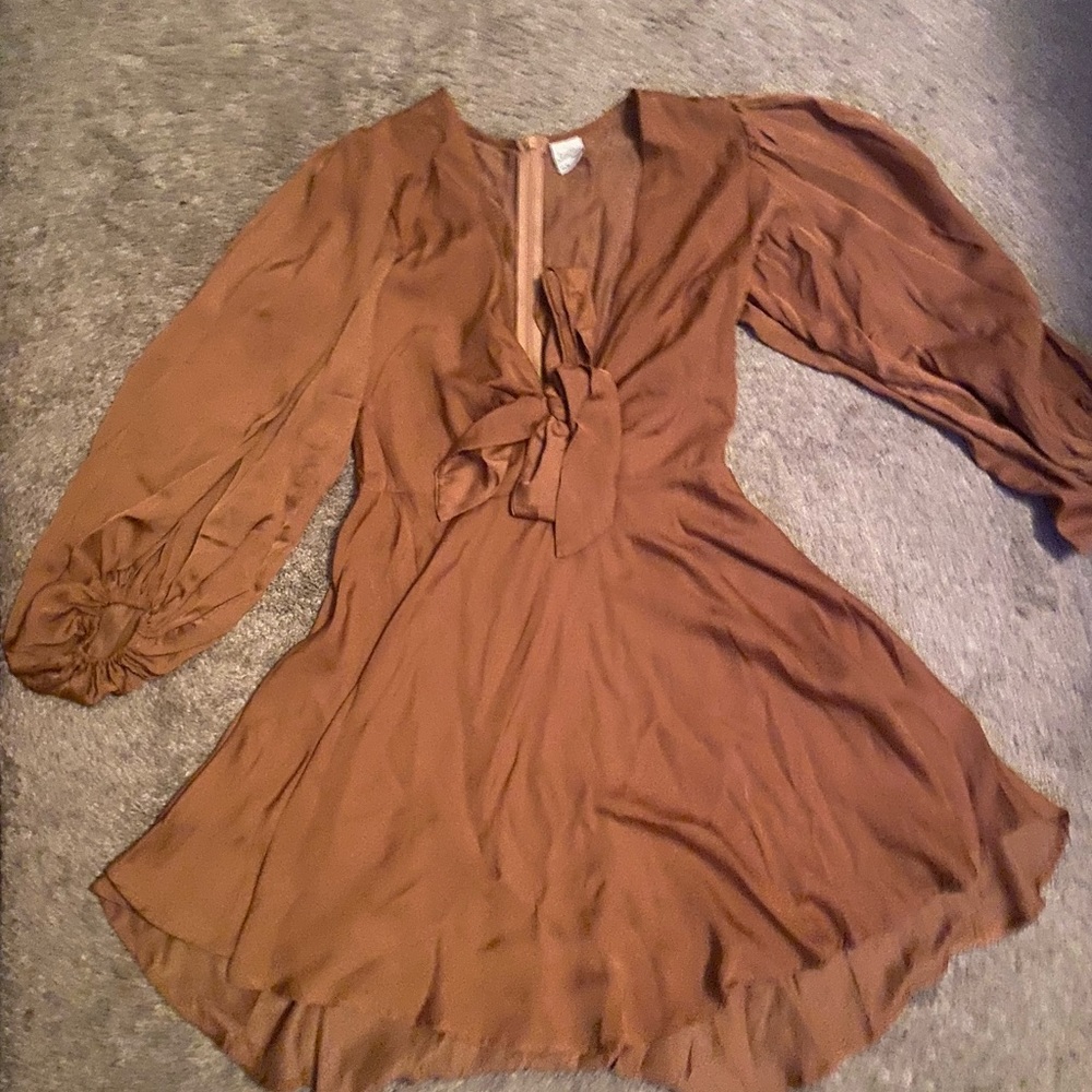 Barely Worn. Like New. - image 2